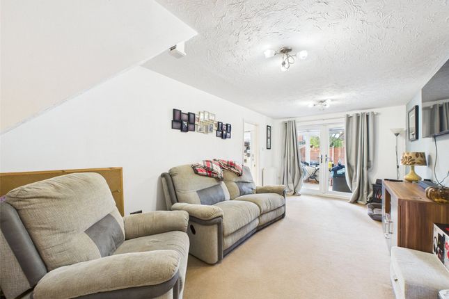 4, Deer Avenue, Worcestershire photo 2