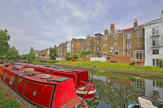 Flat for sale in Hormead Road, London