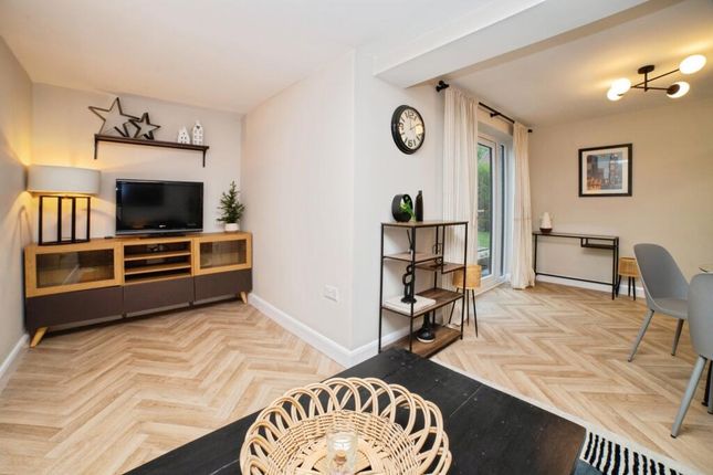 31, Sutton-in-Ashfield photo 5