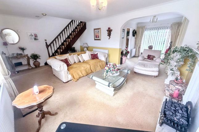 1, Kirton Way, Cramlington photo 2