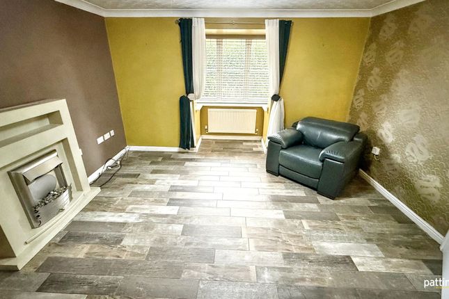 Redwood Court, Ashington photo 4