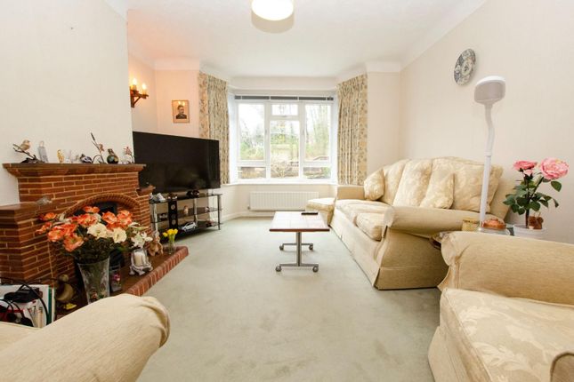 21, Glasslaw Road, Southampton photo 2