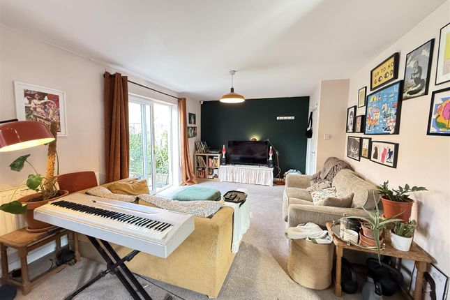 24, Peregrine Street, Manchester photo 4