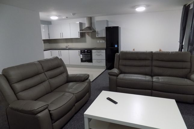 Thumbnail Room to rent in Infirmary Road, Sheffield