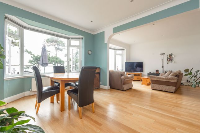 Ravine Court, Meriden Close Canford Cliffs photo 2