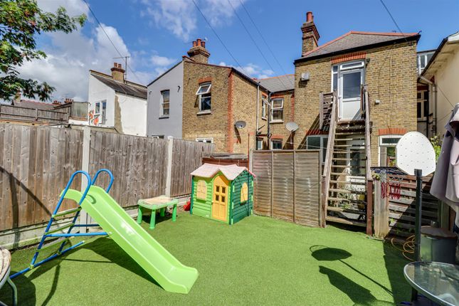 Thumbnail Flat for sale in Westborough Road, Westcliff-On-Sea
