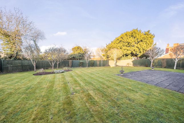4 Causeway Close, Hereford photo 2