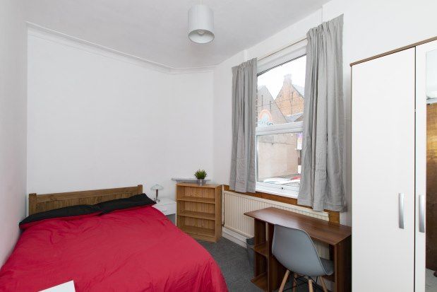 Thumbnail Room to rent in 8 Lorne Street, Chester