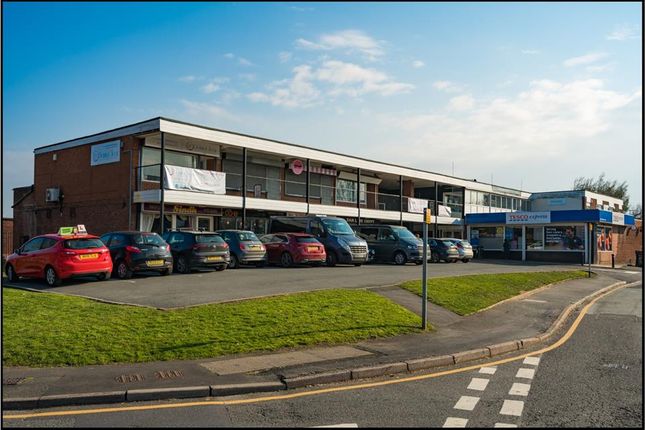 Thumbnail Retail premises to let in 82 Dam Lane, Woolston, Warrington, Cheshire