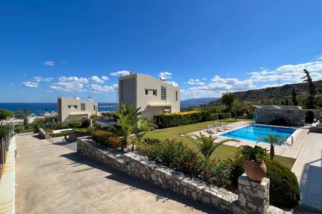 Villa for sale in Hersonissos 700 14, Greece