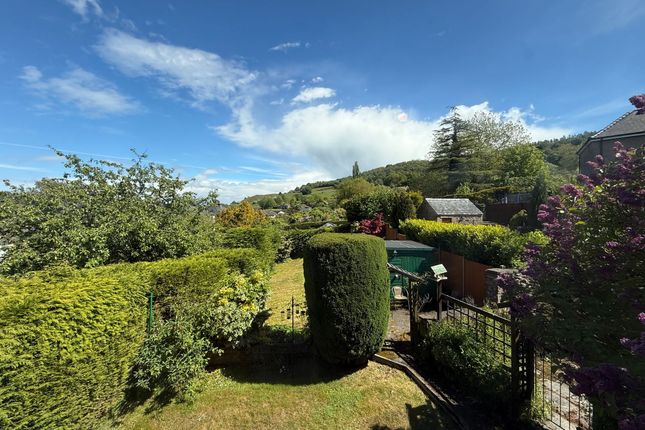 169 The Hill, Matlock photo 4
