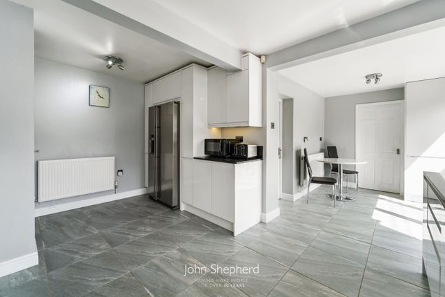 17, Grimpits Lane, Worcestershire photo 3