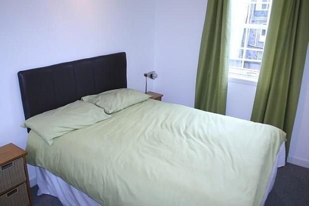 61 Picardy Court Rose Street, Aberdeen photo 4