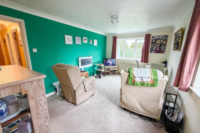 Hastings Avenue, Clacton-On-Sea photo 2