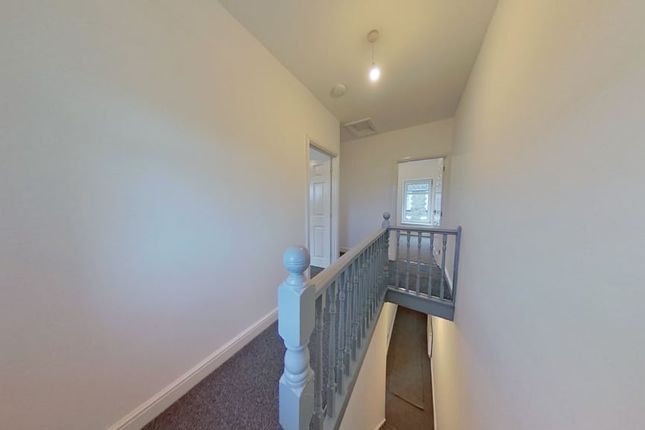 25, Hanbury Street, Pengam photo 5