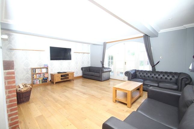 The Cottage,, New Road, Littlehampton photo 4
