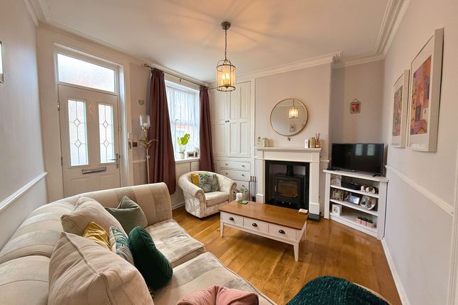 27 Gordon Avenue, Sale photo 3