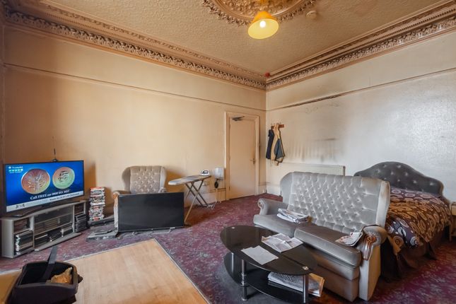 123, Fitzwilliam Street, Huddersfield photo 4