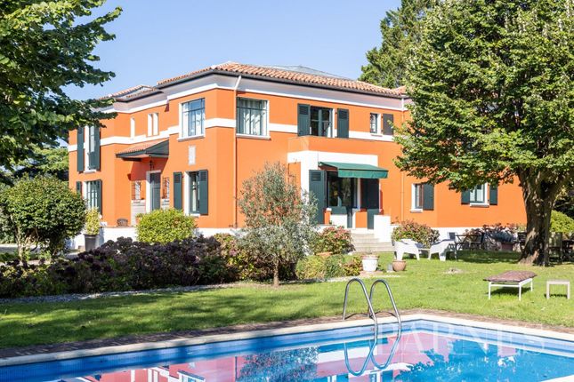 Thumbnail Town house for sale in Anglet, 64600, France