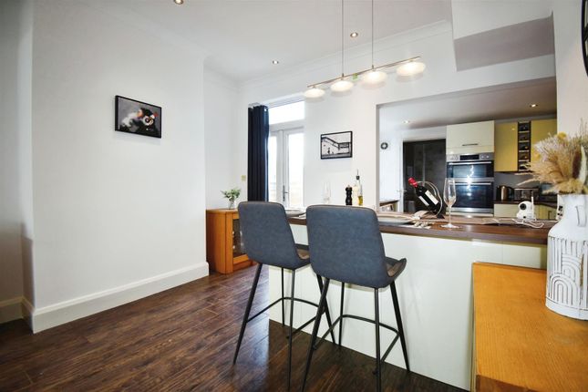 End terrace house for sale in Ceylon Street, Hull