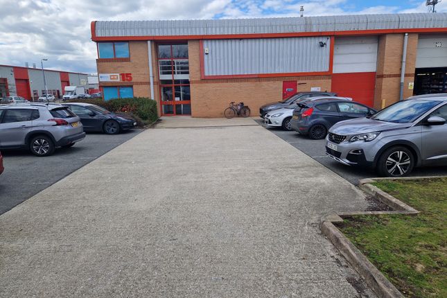 Thumbnail Industrial to let in Finch Drive, Springwood Industrial Estate, Braintree