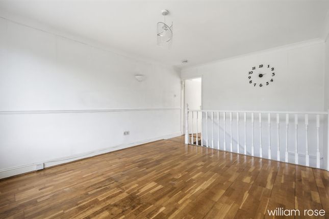 150B, Beech Hall Road, London photo 3