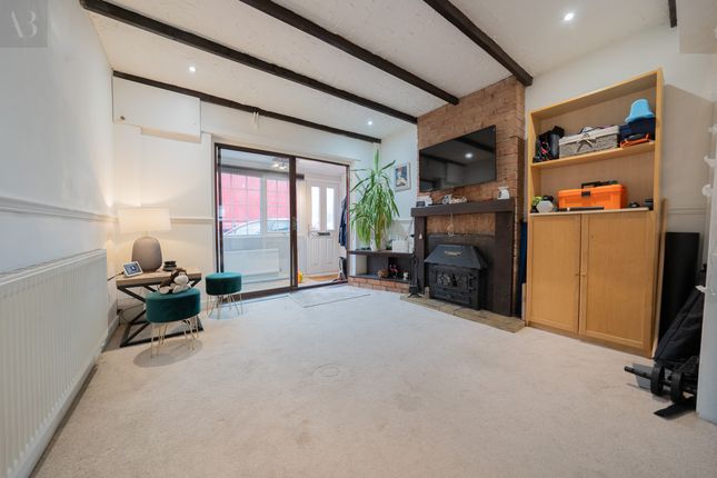 12 Shaw Lane, Markfield photo 4