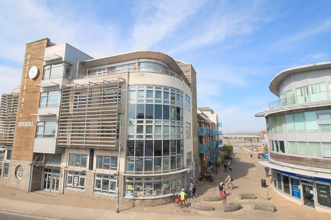 Thumbnail Flat to rent in High Street, Shoreham By Sea