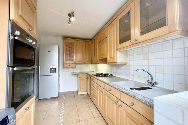 Flat 6, High Trees, London photo 4