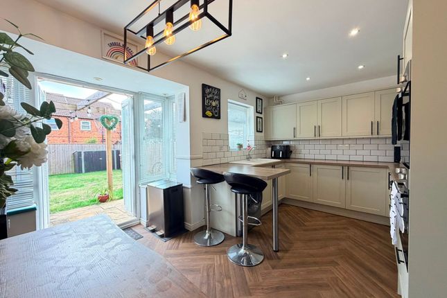 14 Hadrians Walk, Scarborough photo 3