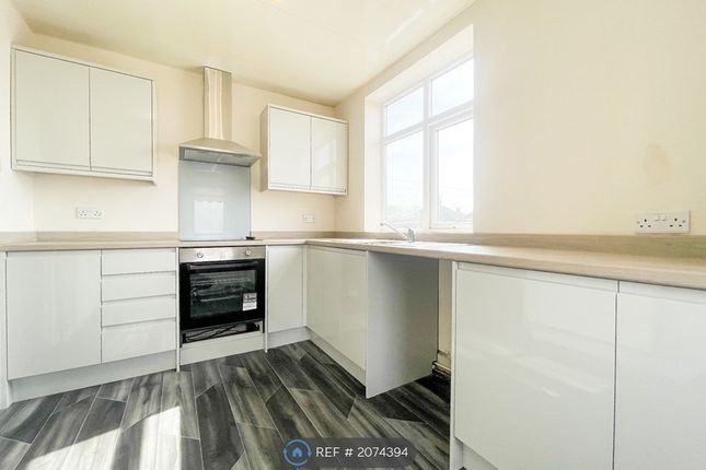 Flat to rent in Arnside, Liverpool