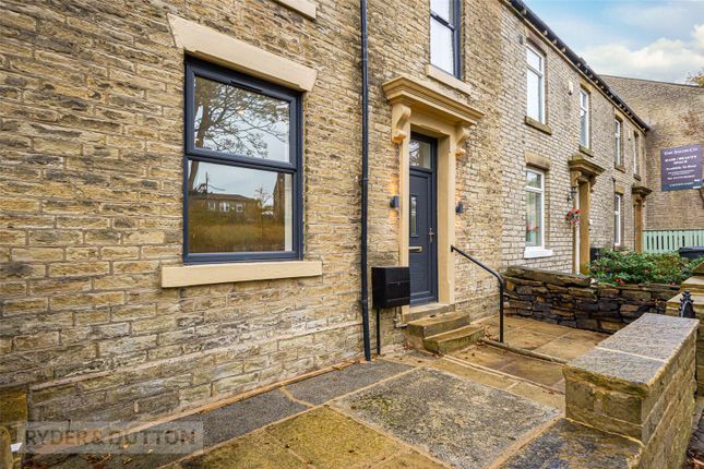 Carr House Road, West Yorkshire photo 2