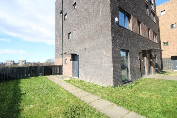 Flat to rent in Manchester Place, Glasgow