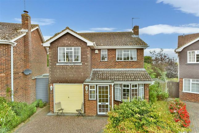 Thumbnail Detached house for sale in Medlar Close, Bredgar, Sittingbourne, Kent