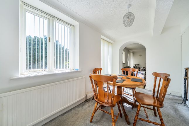 Ashleigh Close,, 1, Park Drive, Huddersfield photo 2