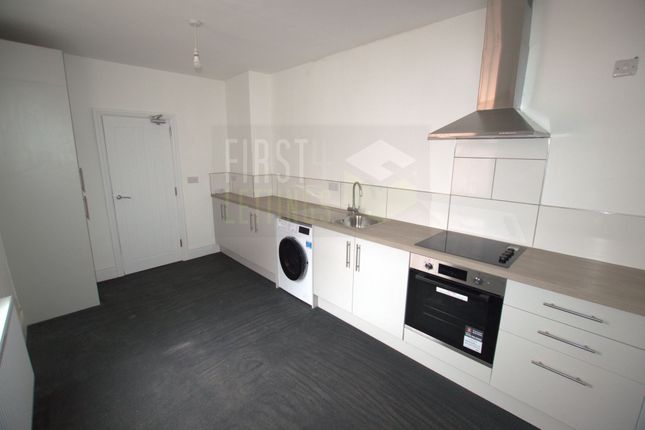 Flat to rent in London Road, City Centre