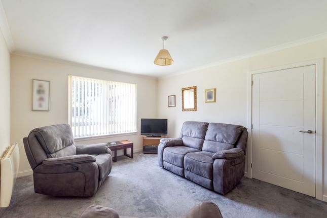 8, Dalginross Gardens, Comrie, Crieff photo 4