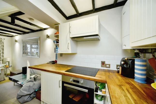 End terrace house for sale in Middle Road, Brighton