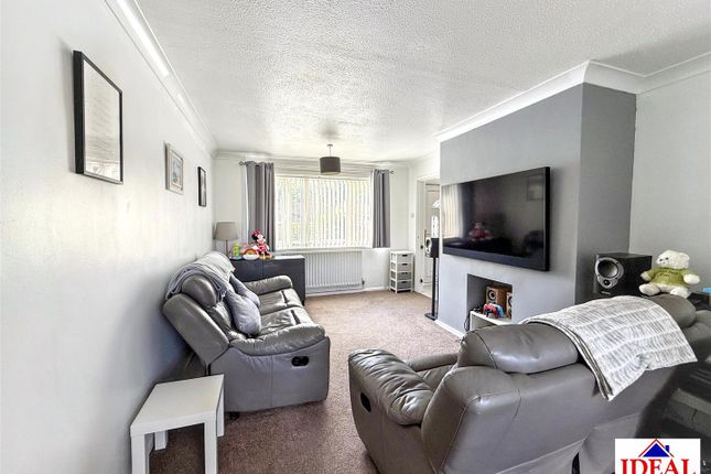 31, Beech Road, Campsall, Doncaster photo 3