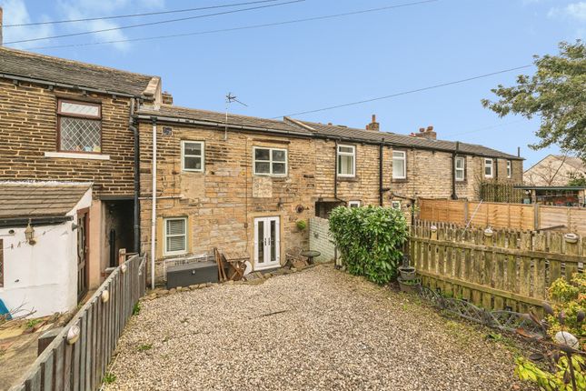 1-bed house on 64, Northgate, Huddersfield, £100,000