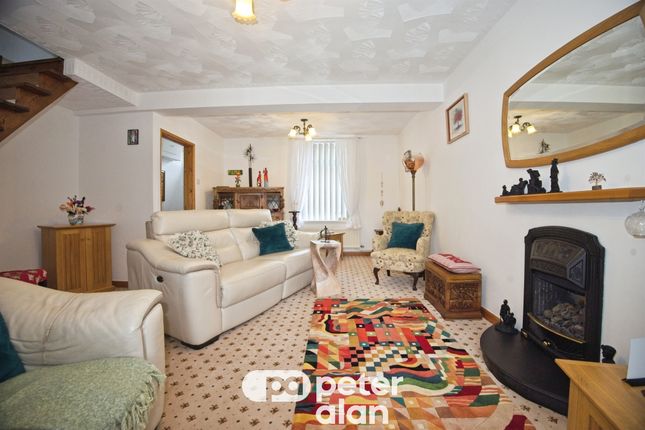 52, High Street, Maesteg photo 4