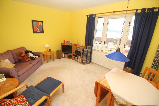 102, Poplar Street, Greenock photo 2