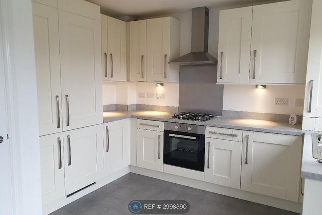 Hosking Close, Wirral photo 2