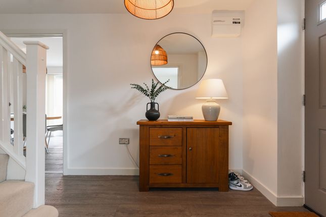 1 Willows End, Leicester photo 4