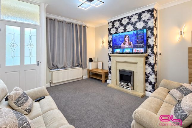 29, St. Thomas Street, Bolton photo 2
