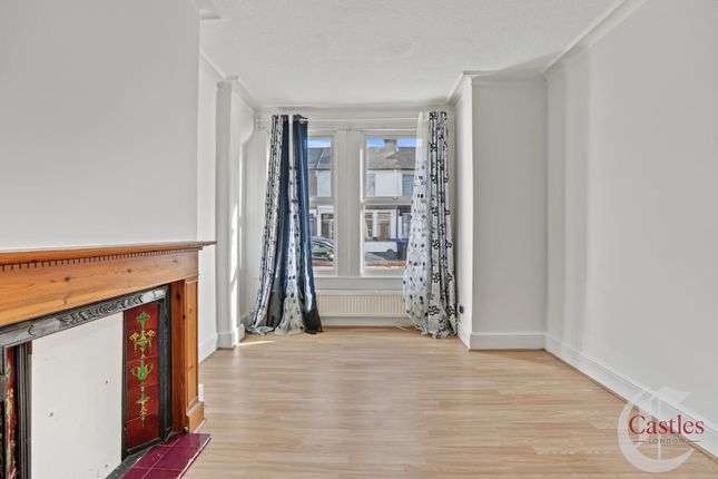 Kingsway, Enfield photo 4