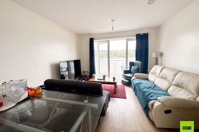Flat to rent in The Causeway, St. Marys Island, Chatham