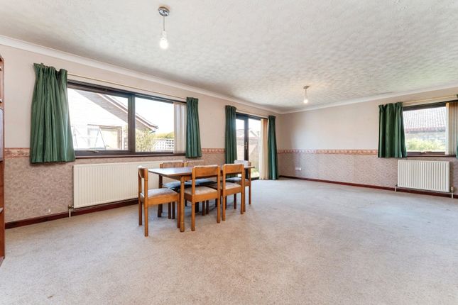 20, Mulberry Close, Bury St. Edmunds photo 3