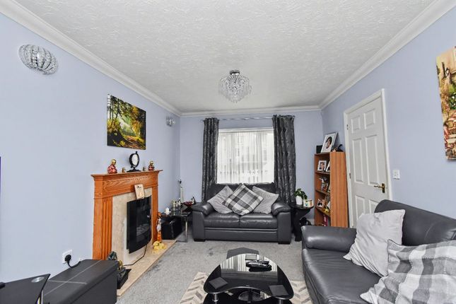 49 Herons Brook, Okehampton photo 4