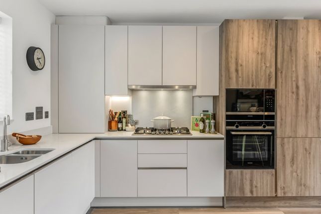 PLOT 24, 109, Granville Road, London photo 4